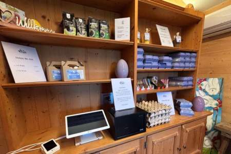 Unser Verkaufsstand ist durchgehend für Sie geöffnet